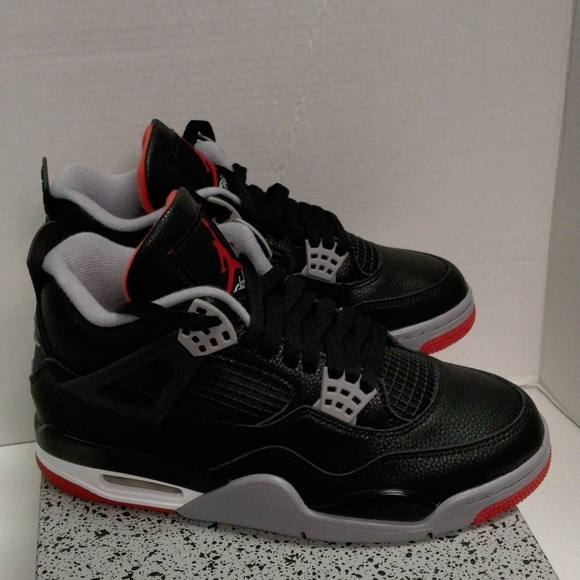 Air Jordan Retro 4 - Picture 2 of 6
